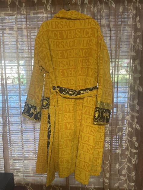 3x versace robe